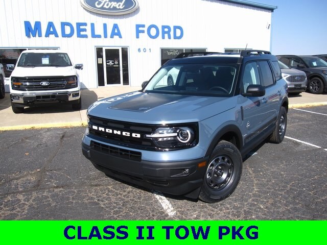 2024 Ford Bronco Sport Outer Banks photo 3