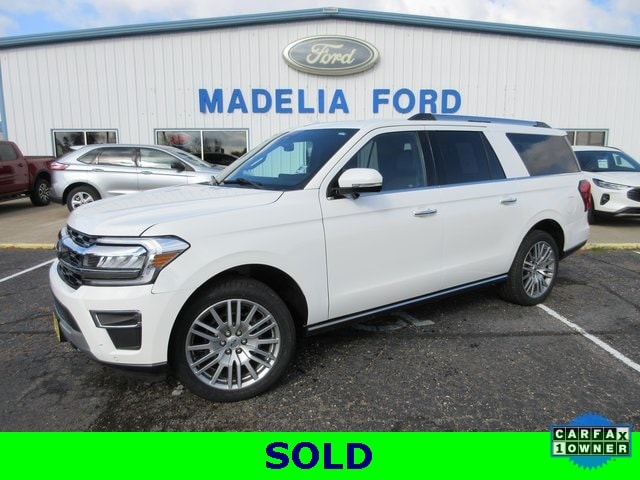 2023 Ford Expedition Limited's photo