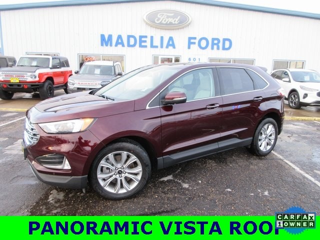 2024 Ford Edge Titanium's photo