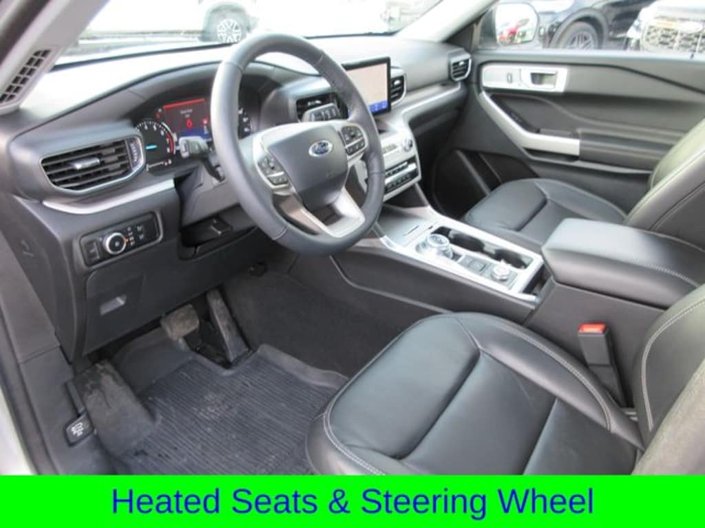 Used 2024 Ford Explorer XLT SUV