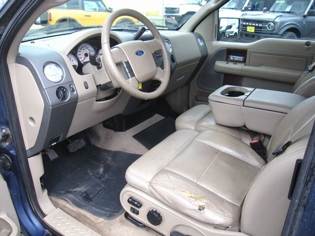 Used 2006 Ford F-150 Lariat with VIN 1FTPX14526NA47662 for sale in Madelia, Minnesota