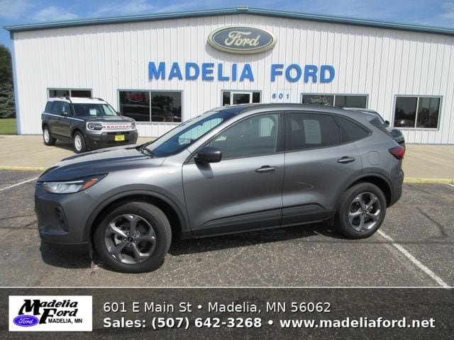 2025 Ford Escape