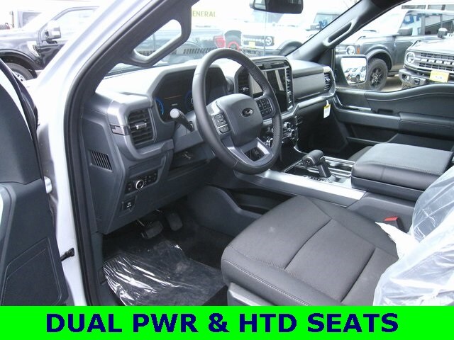 2025 Ford F-150 XLT photo 2