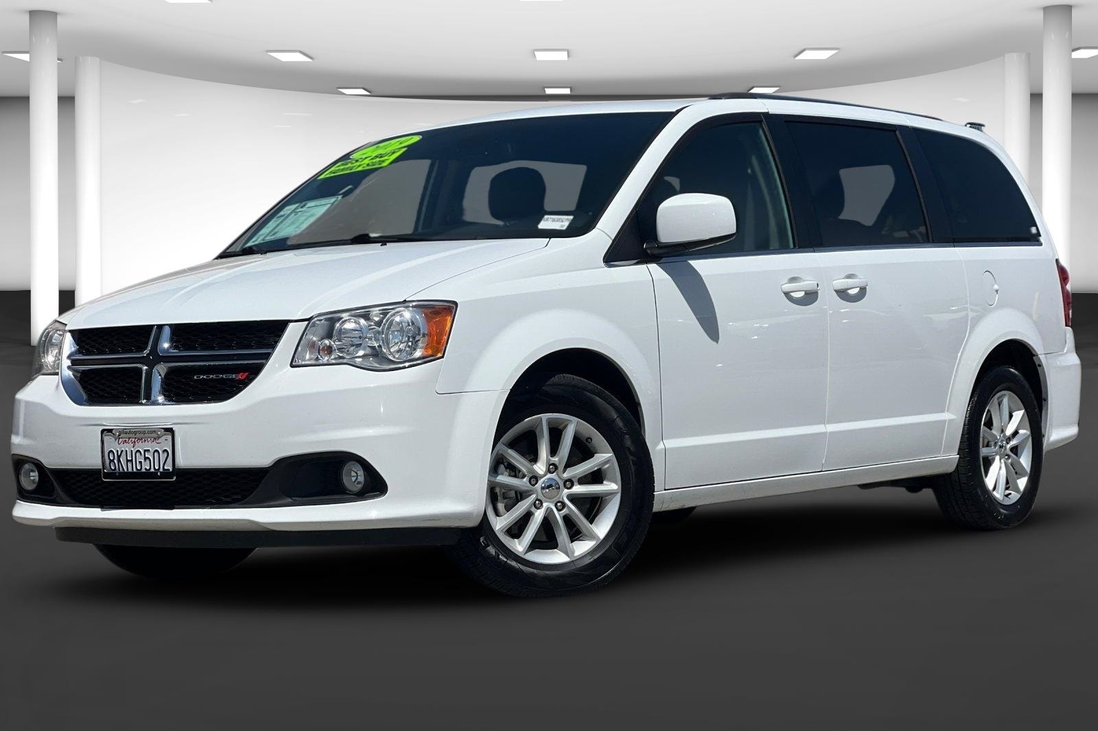 Used 2019 Dodge Grand Caravan SXT with VIN 2C4RDGCG0KR716385 for sale in Madera, CA