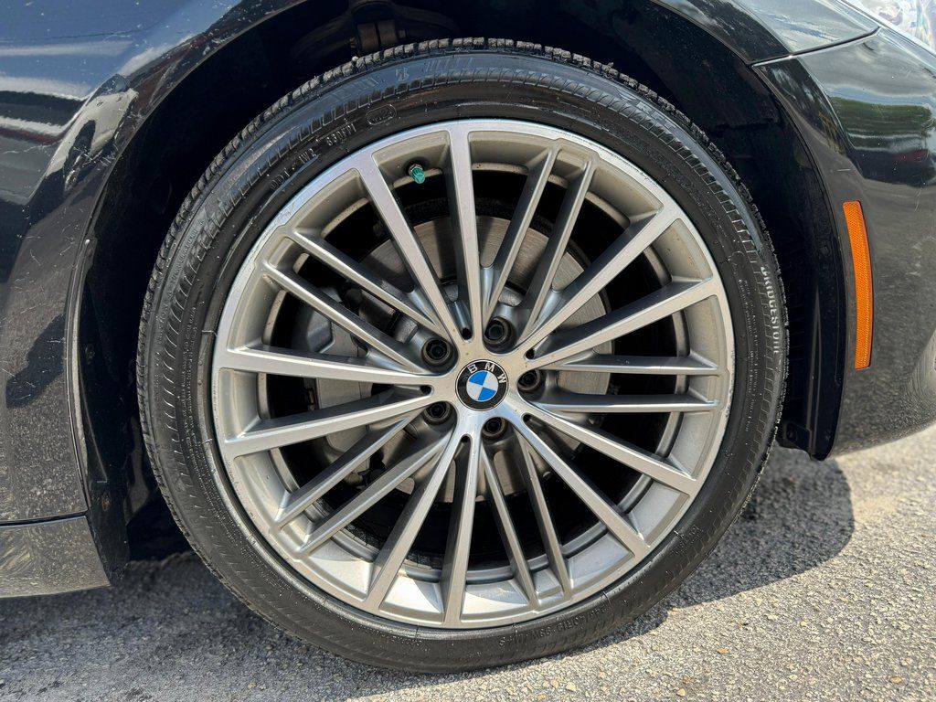 2019 BMW 5 Series 540i - Photo 11