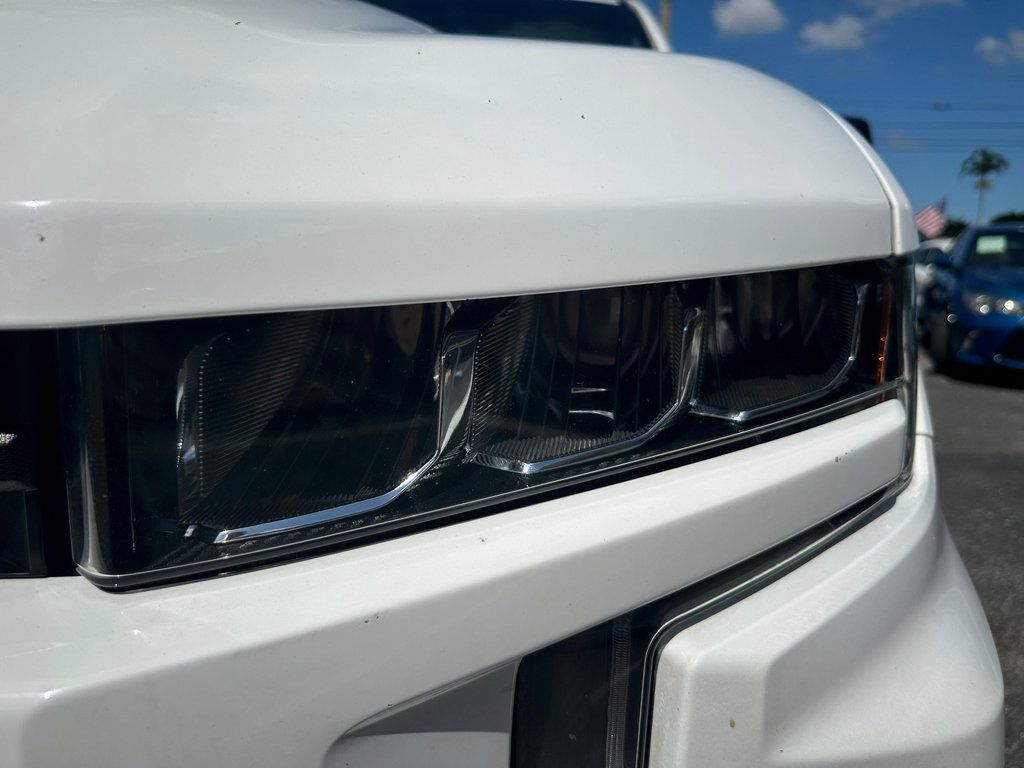 2019 Chevrolet Silverado 1500 RST - Photo 13