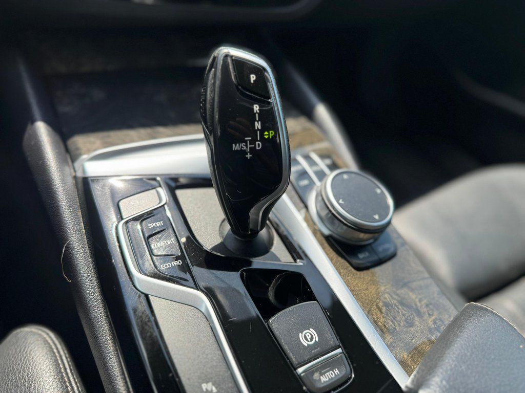 2019 BMW 5 Series 540i - Photo 20