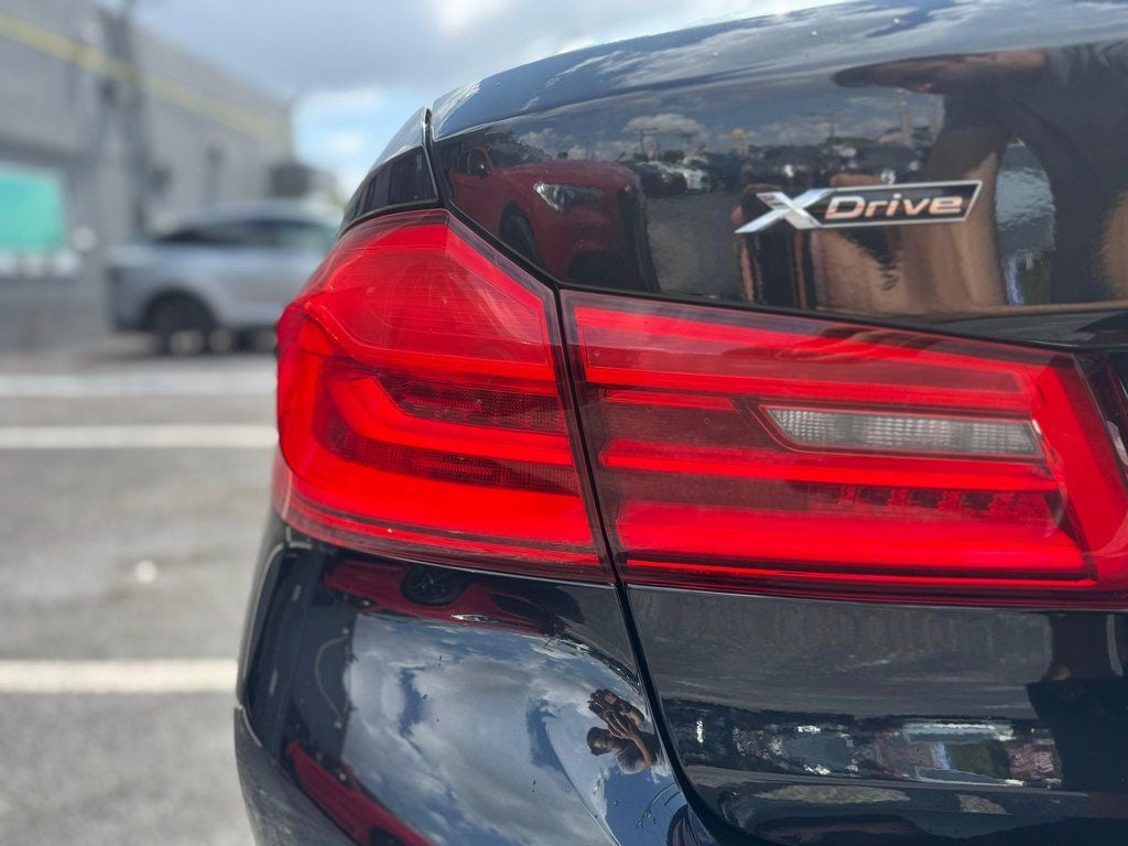 2019 BMW 5 Series 540i - Photo 9