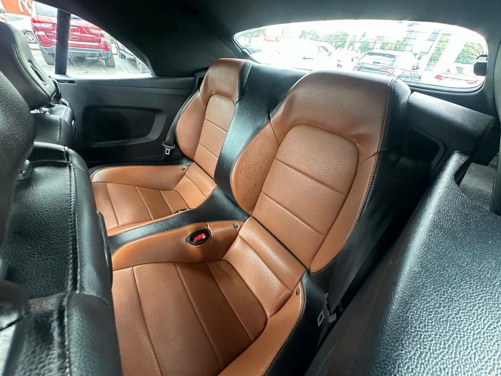 2019 Ford Mustang EcoBoost - Photo 14