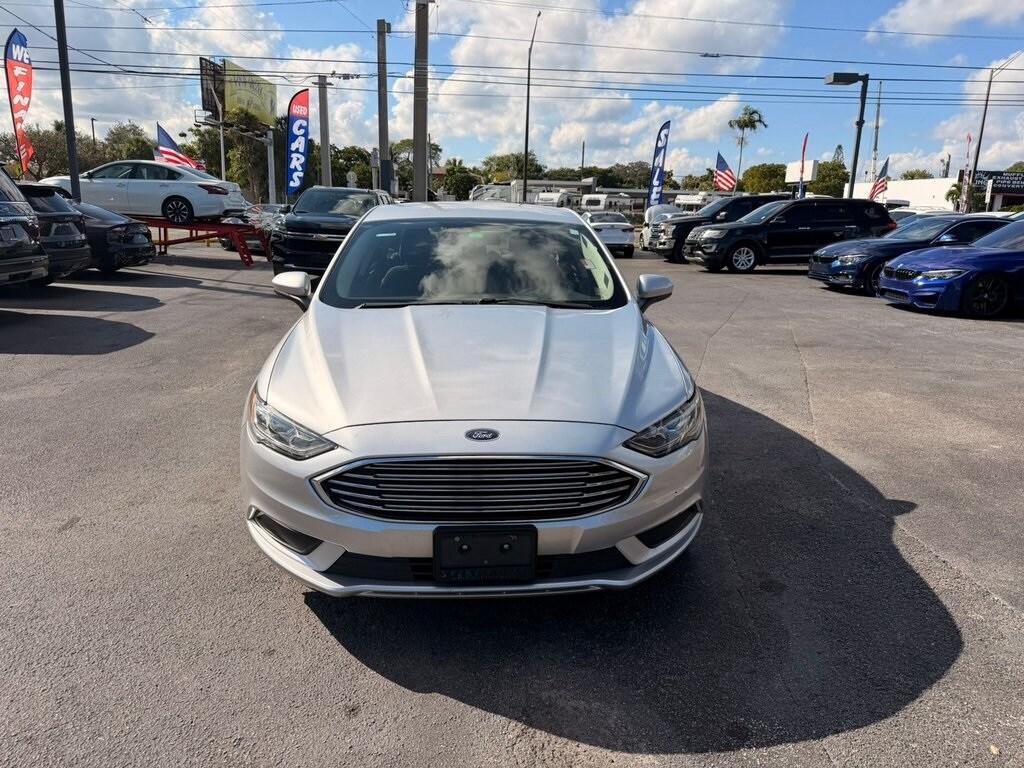 Used 2018 Ford Fusion SE Sedan
