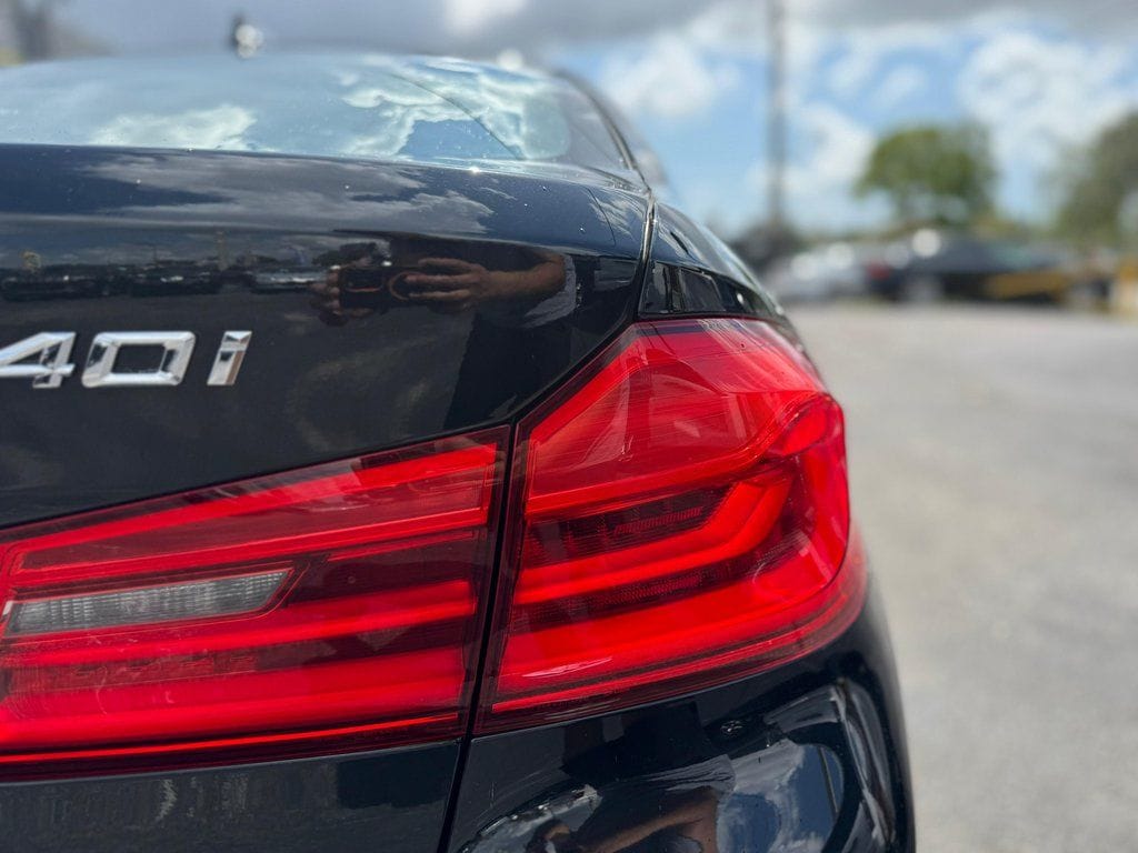 2019 BMW 5 Series 540i - Photo 10