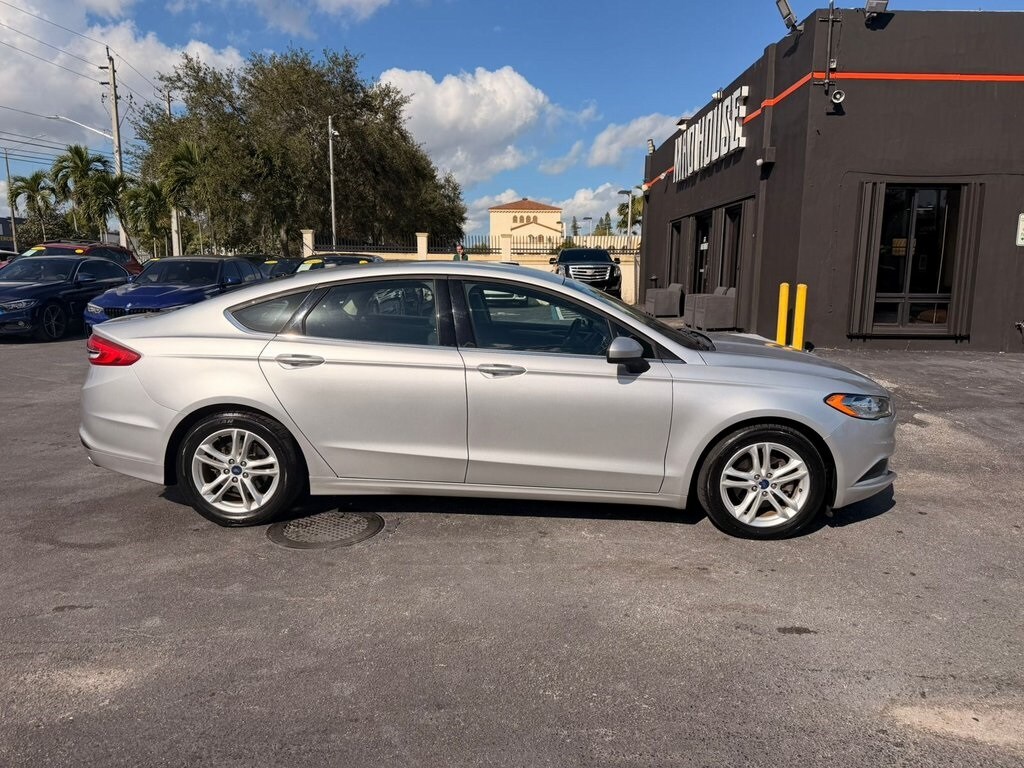 Used 2018 Ford Fusion SE Sedan