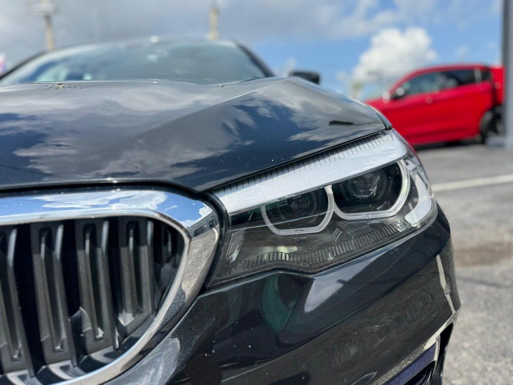 2019 BMW 5 Series 540i - Photo 14