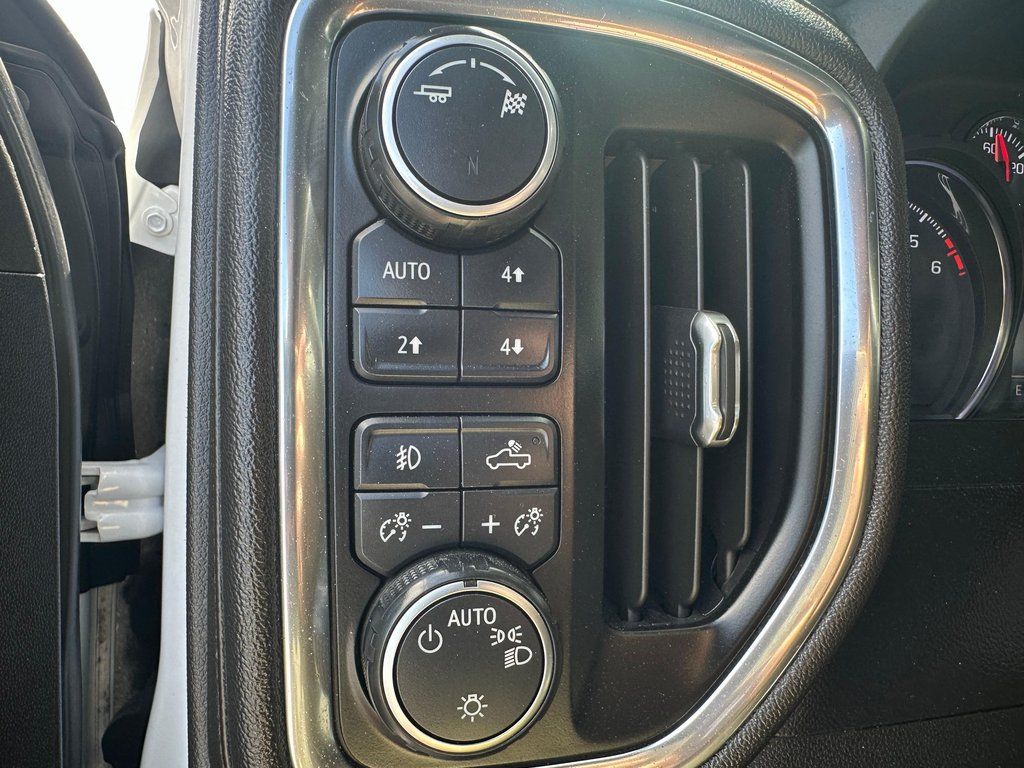 2019 Chevrolet Silverado 1500 RST - Photo 20