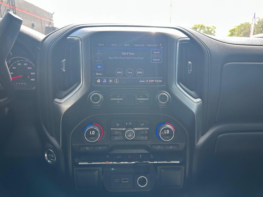 2019 Chevrolet Silverado 1500 RST - Photo 18