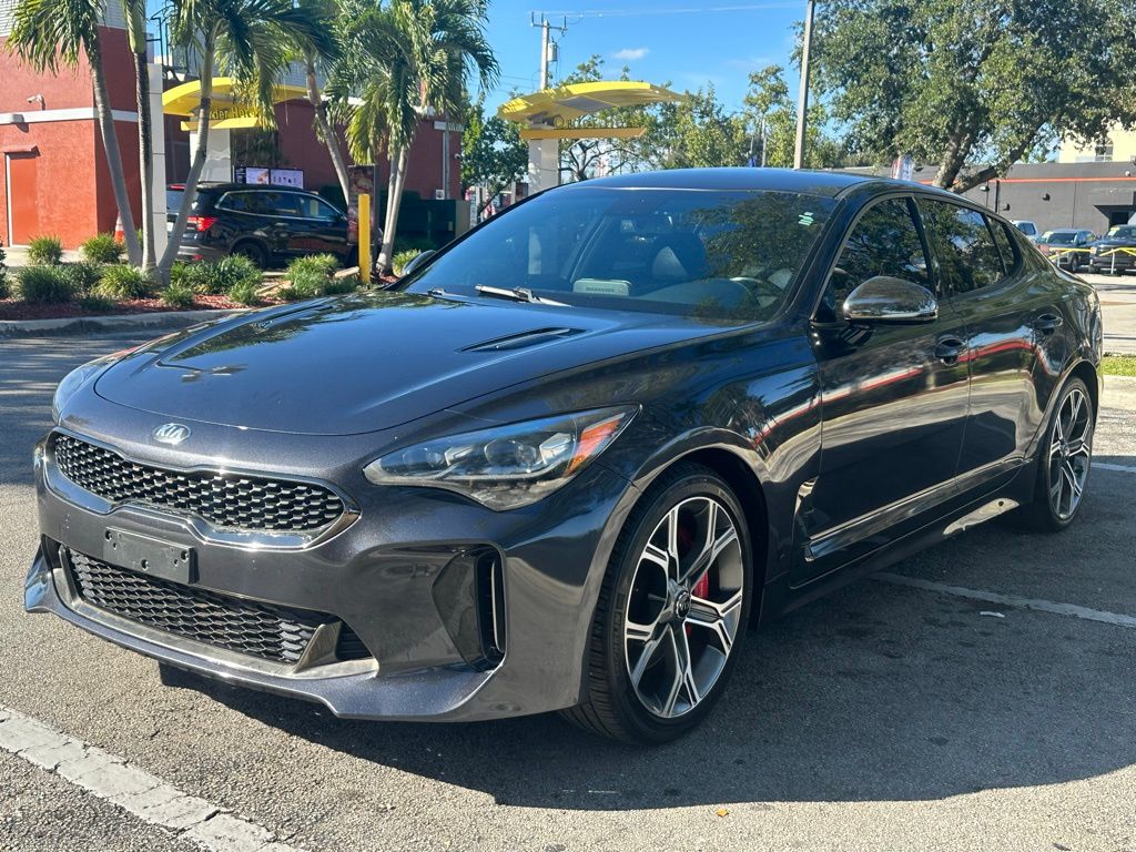  Kia Stinger