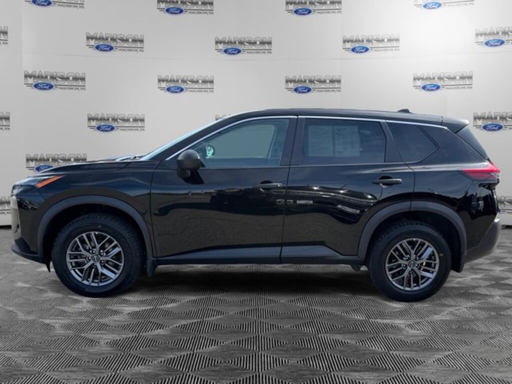 Used 2023 Nissan Rogue S SUV