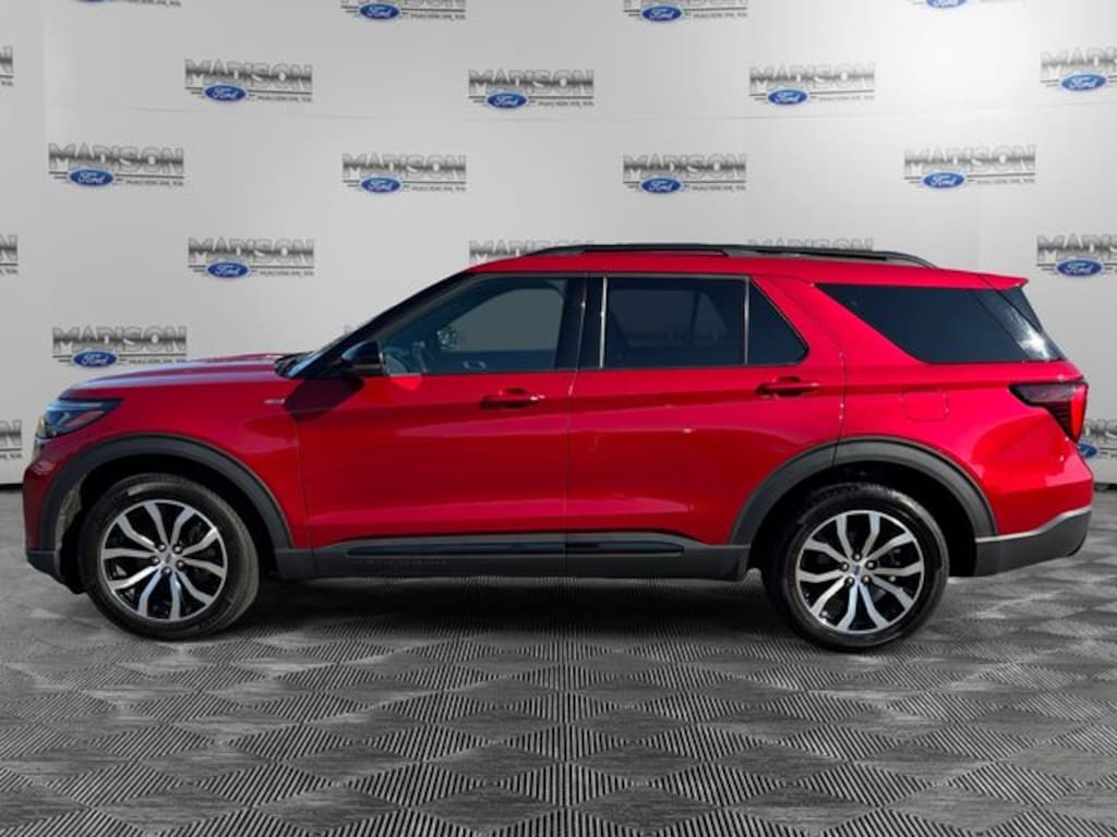 Used 2025 Ford Explorer ST-Line SUV