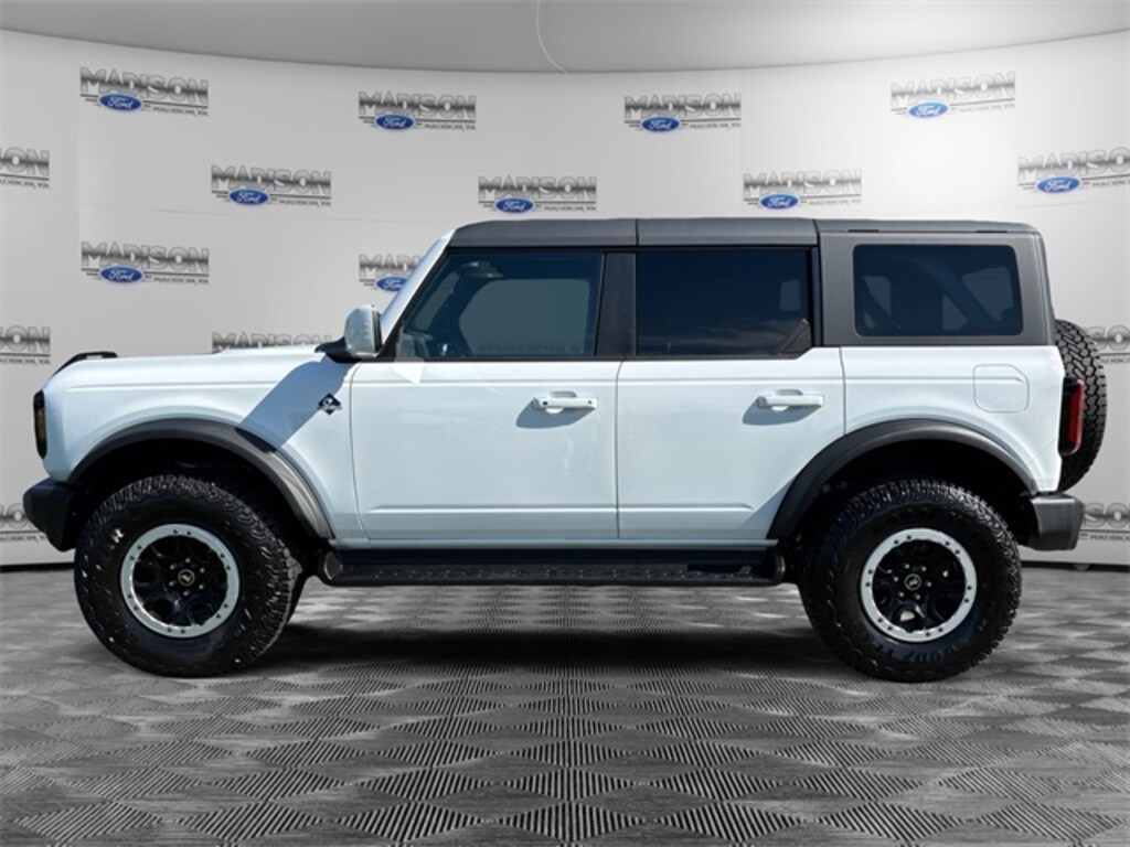 New 2025 Ford Bronco Outer Banks SUV
