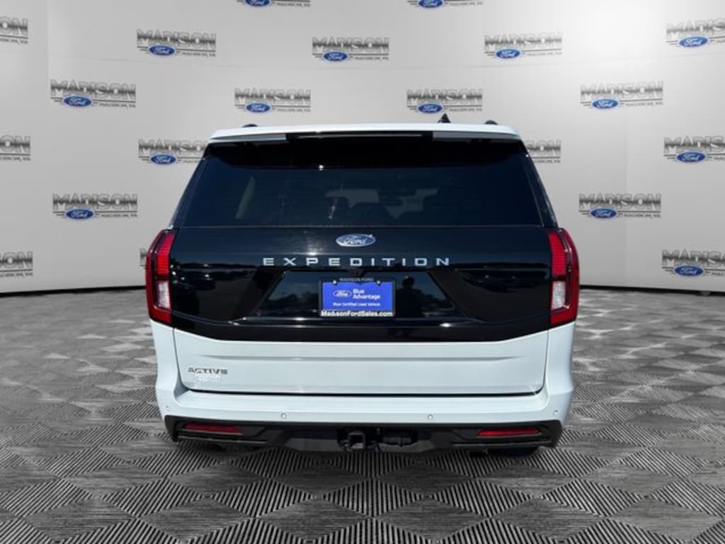 Used 2025 Ford Expedition Active SUV