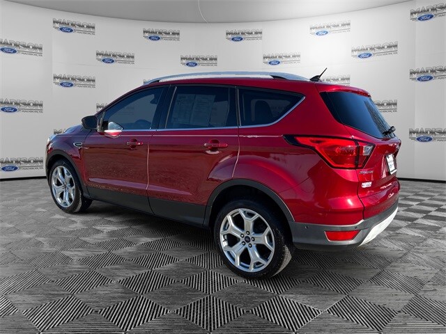 2019 Ford Escape Titanium photo 3