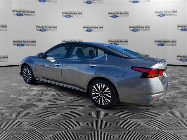 2024 Nissan Altima 2.5 SV photo 3