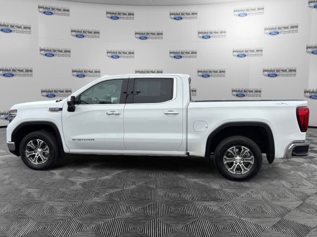 Used 2025 GMC Sierra 1500 SLT Truck