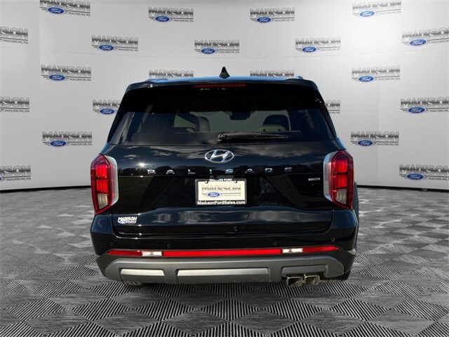 2024 Hyundai Palisade Limited photo 4