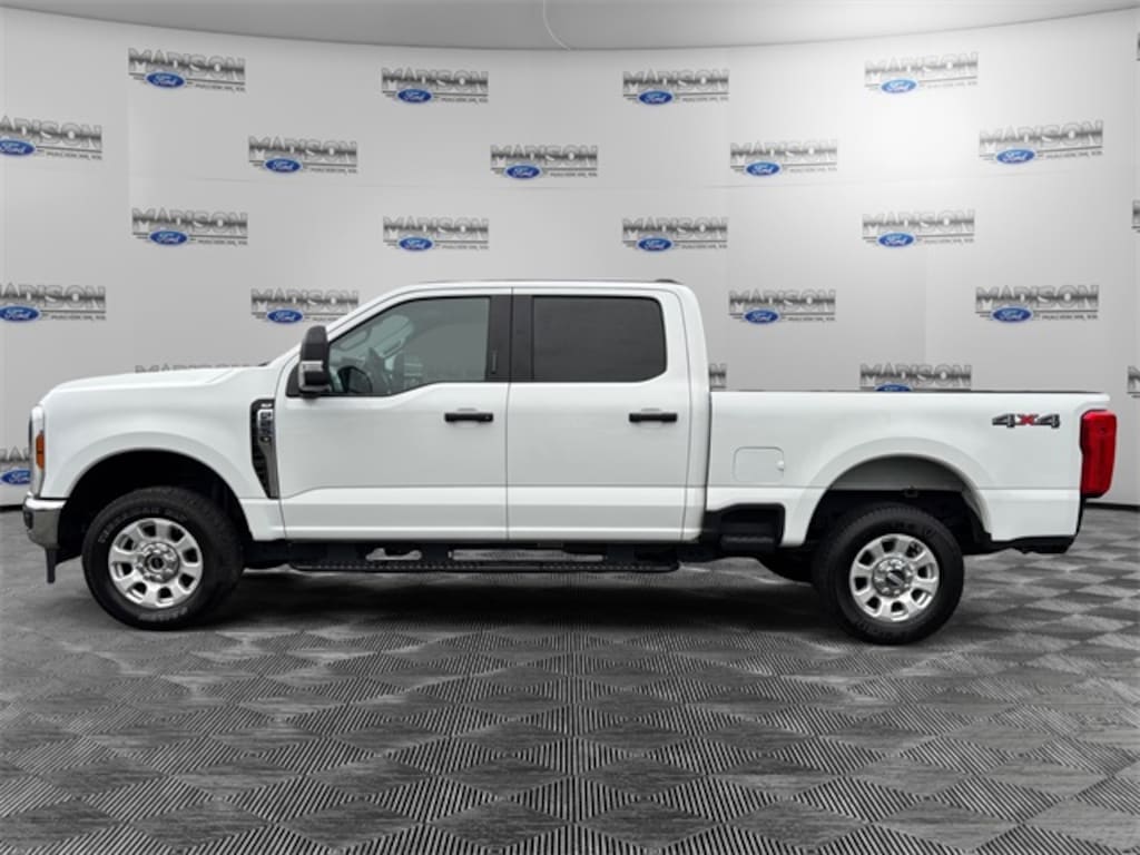 Used 2024 Ford F-250SD XLT Truck