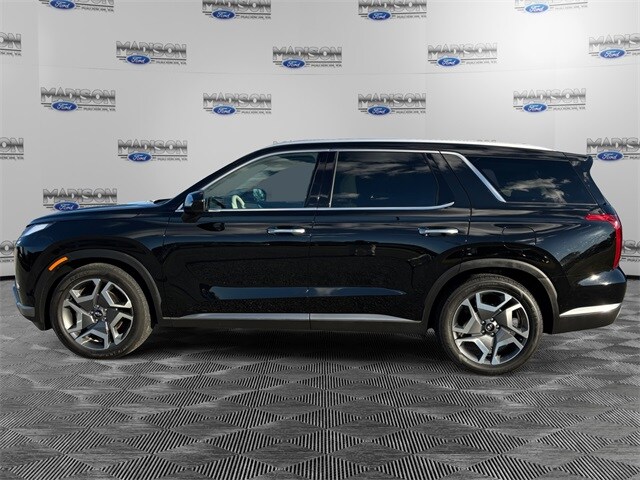 2024 Hyundai Palisade Limited photo 2