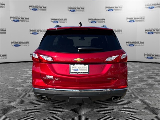 2020 Chevrolet Equinox LT photo 4