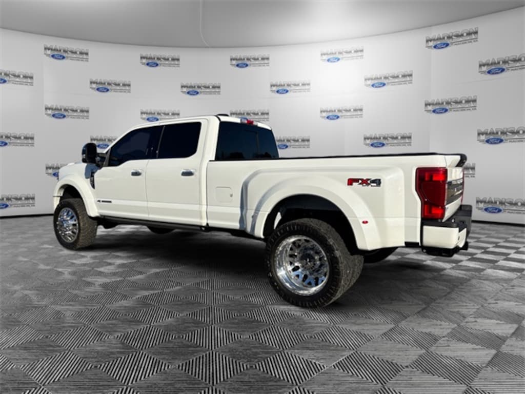 Used 2022 Ford F-450SD Platinum Truck