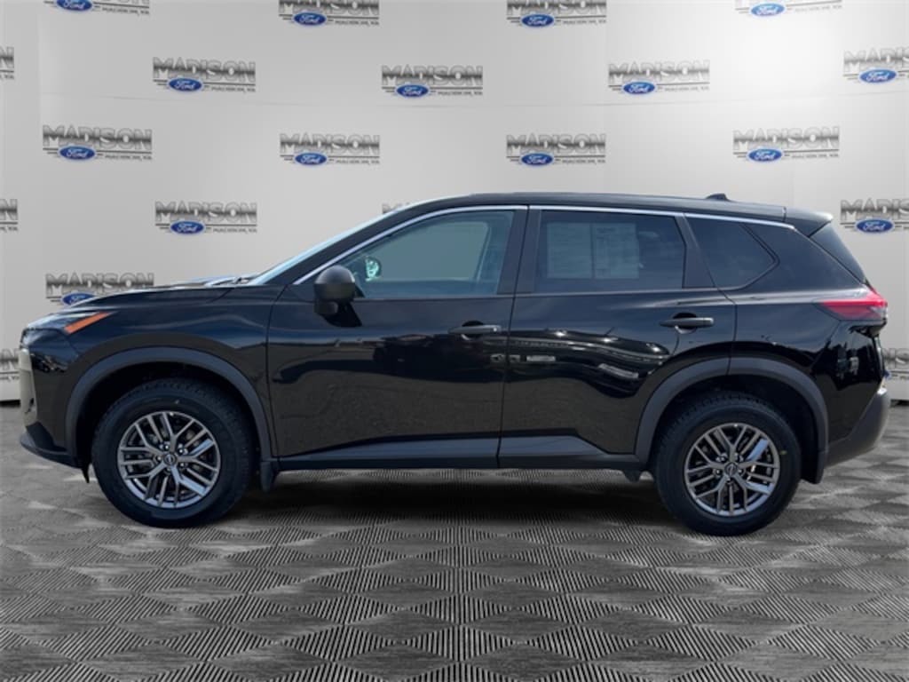 Used 2023 Nissan Rogue S SUV