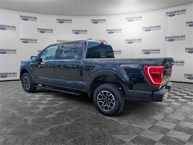 2023 Ford F-150 XLT photo 3