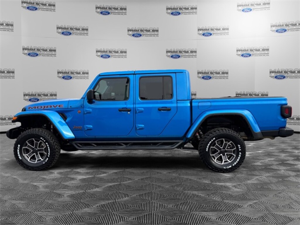 Used 2022 Jeep Gladiator Mojave Truck