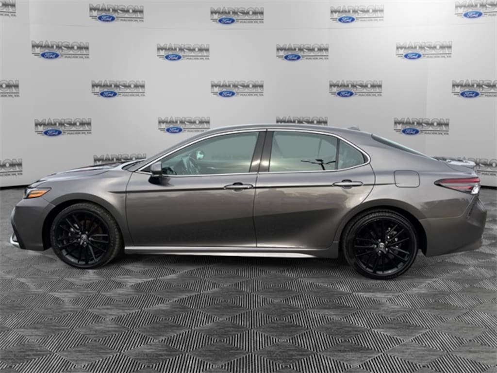 Used 2024 Toyota Camry SE Sedan