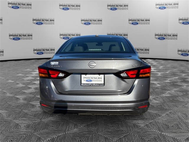 2024 Nissan Altima 2.5 SV photo 4