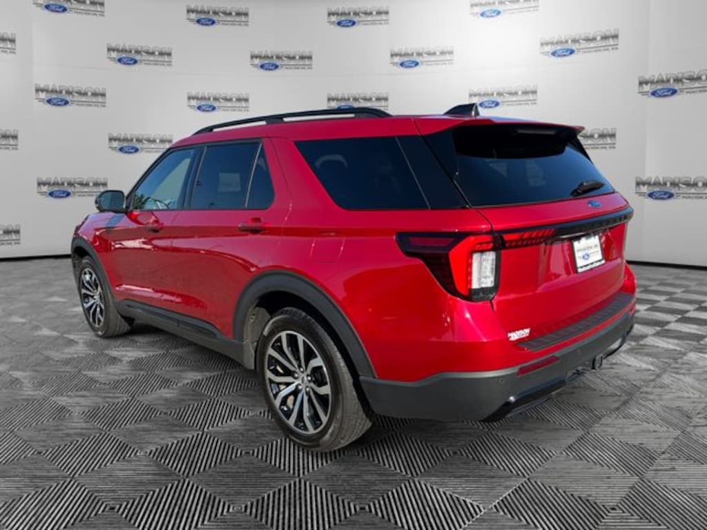 Used 2025 Ford Explorer ST-Line SUV