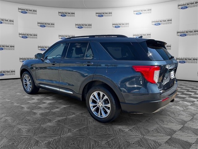 2022 Ford Explorer XLT photo 2