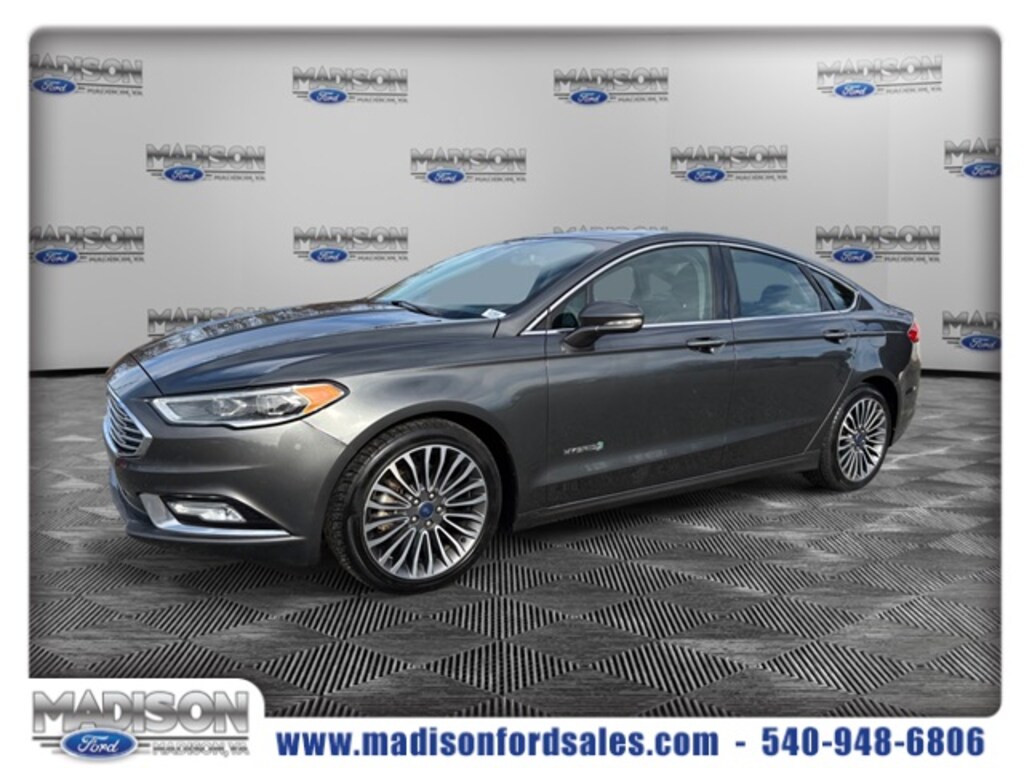 Used 2017 Ford Fusion Hybrid Titanium Sedan