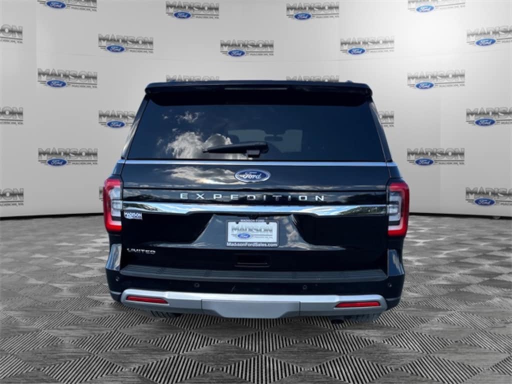 Used 2024 Ford Expedition Limited SUV