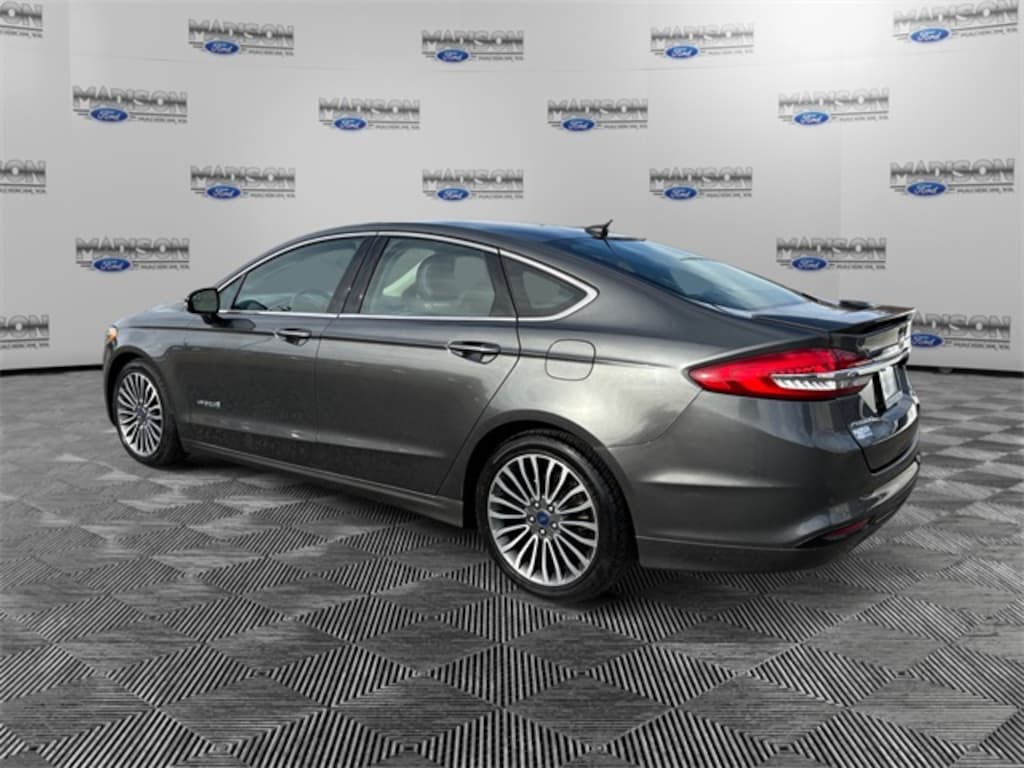 Used 2017 Ford Fusion Hybrid Titanium Sedan