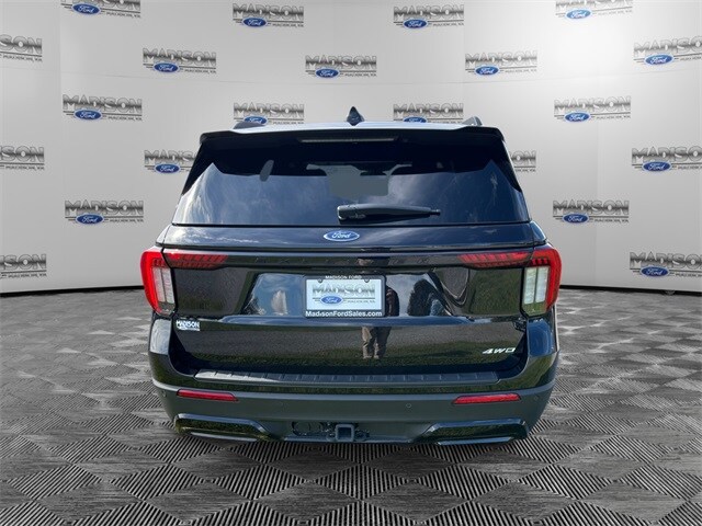2025 Ford Explorer ST-Line photo 3