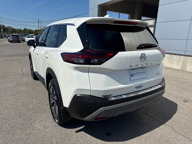 2021 Nissan Rogue SV photo 3