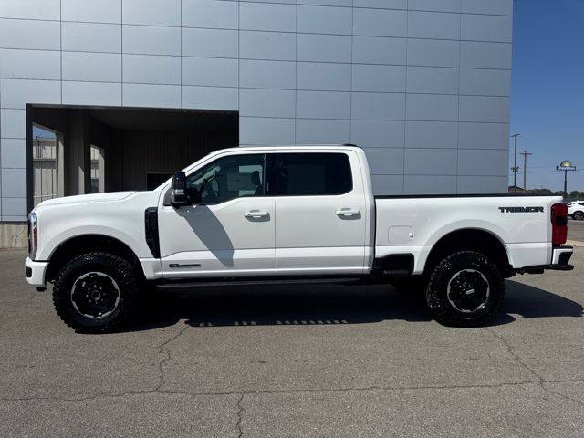 2026 Ford F-250 photo 2
