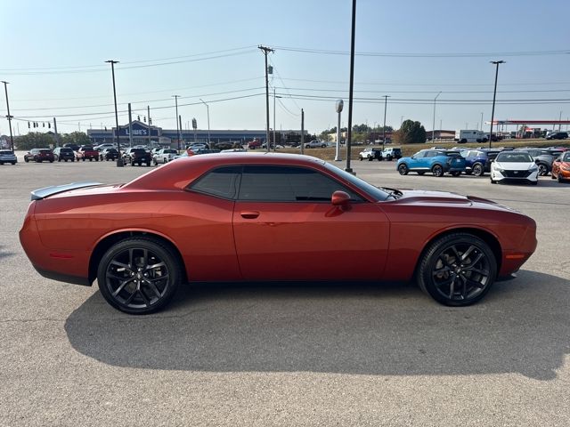 2023 Dodge Challenger SXT photo 4