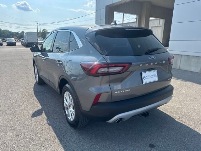 2023 Ford Escape Active photo 3