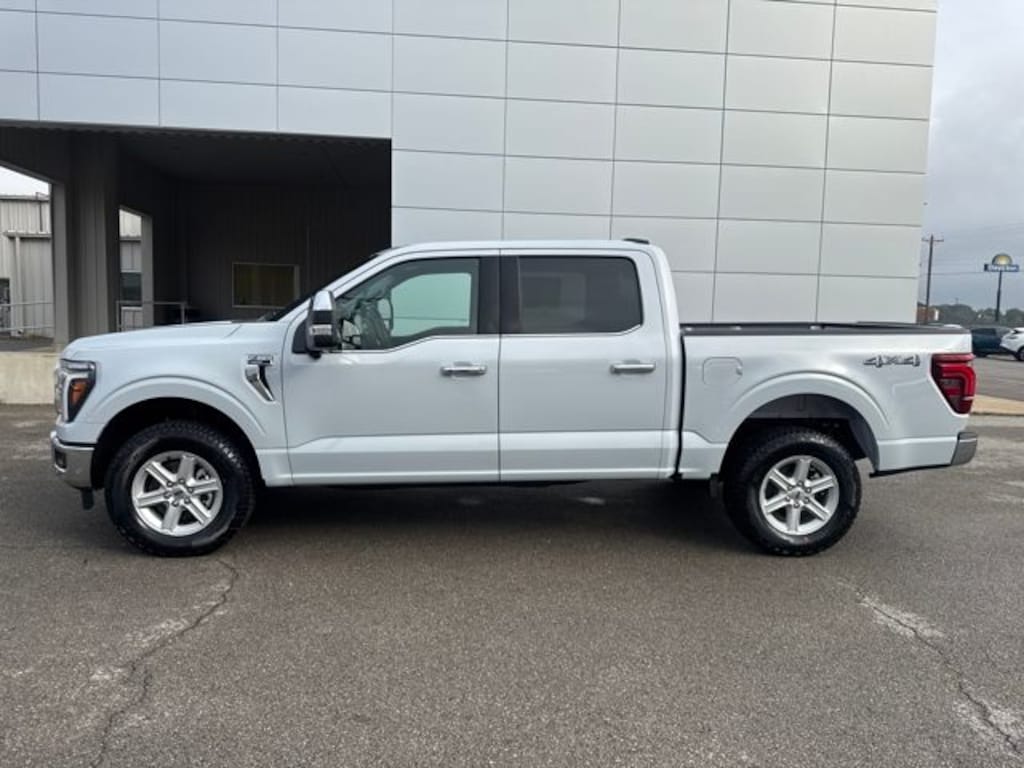 New 2025 Ford F-150 Lariat Truck SuperCrew Cab