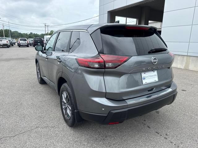 2024 Nissan Rogue S photo 3