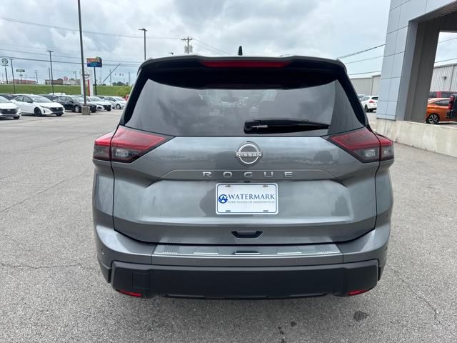 2024 Nissan Rogue S photo 4